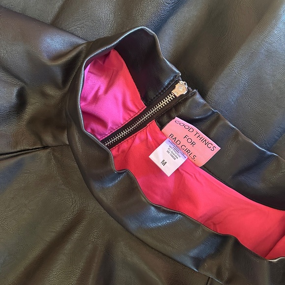 Black Faux Leather Circle Skirt Midi, Vixen by Micheline Pitt - Picture 7 of 8